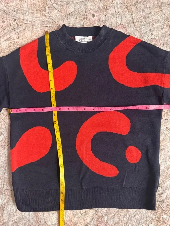 & Other Stories Navy & Red Squiggly Geometry Crop Sweater - Picture 3 of 6